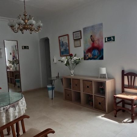 Pension Larra Mairena De Alcor Exterior photo